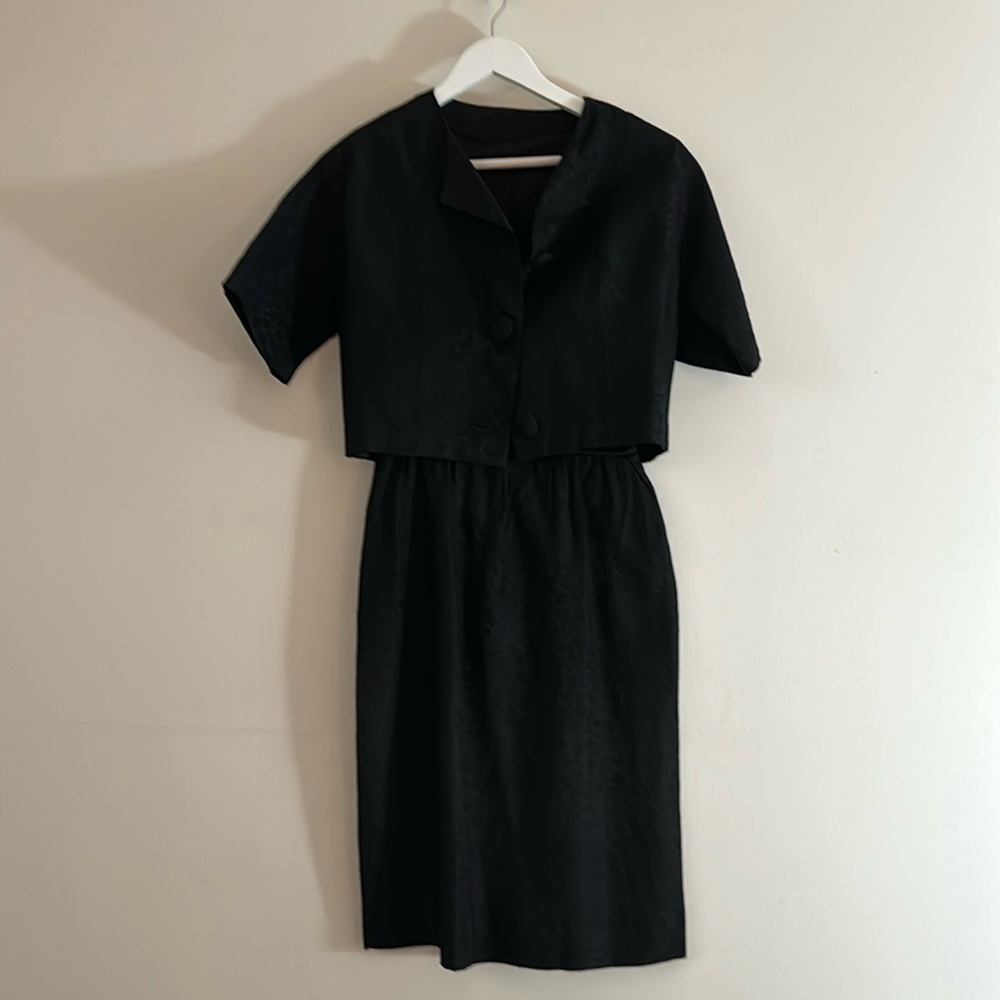 Vintage Jackie O/Audrey Hepburn '60s 'Little black dress' with jacket